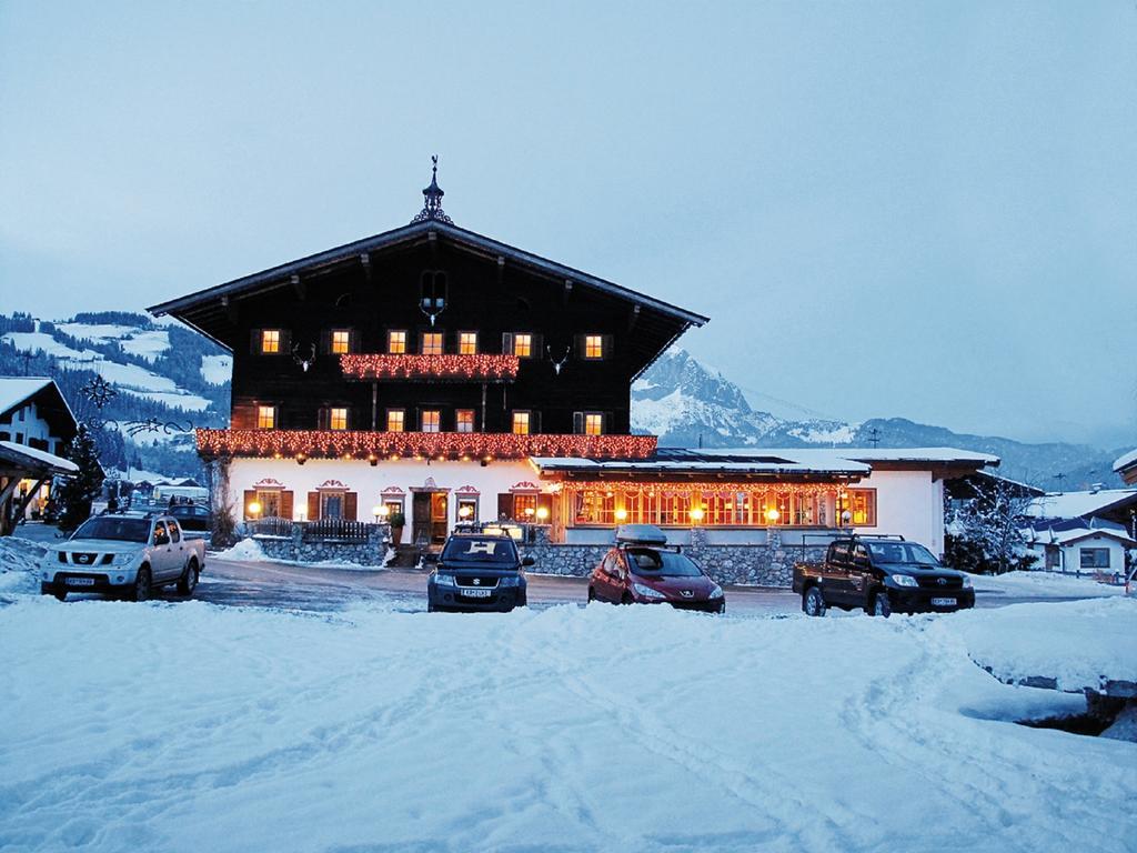 Hotel Hubertus Mit Erlebnislandgasthof Reitherwirt Kitzbuhel Bagian luar foto