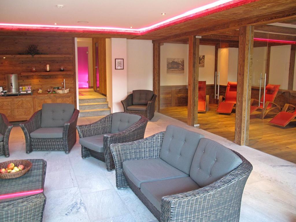 Hotel Hubertus Mit Erlebnislandgasthof Reitherwirt Kitzbuhel Bagian luar foto