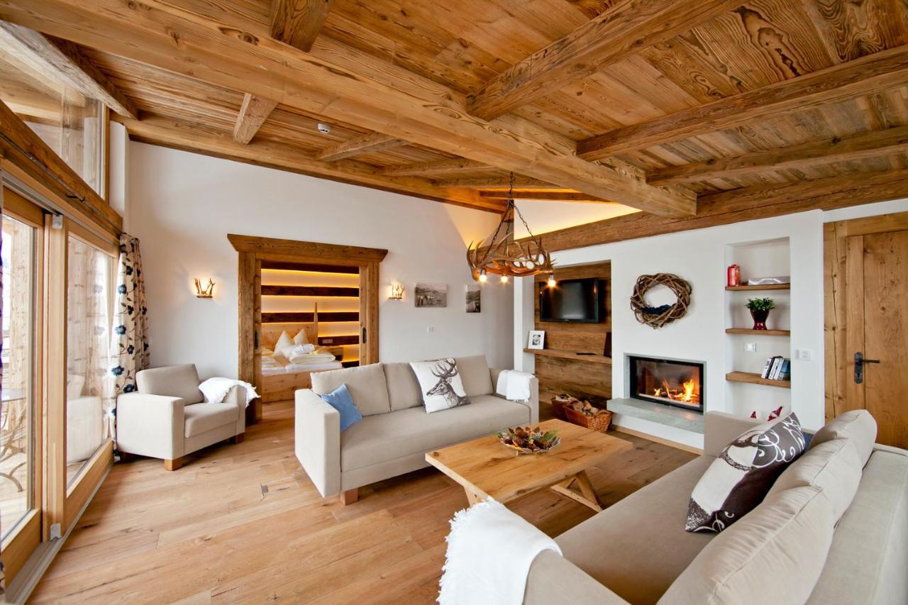 Hotel Hubertus Mit Erlebnislandgasthof Reitherwirt Kitzbuhel Bagian luar foto